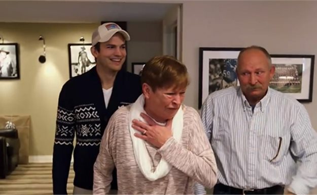 Ashton Kutcher hace realidad el sueño de su madre: una reforma en su hogar