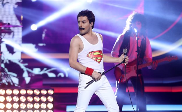 San Blas Cantó triunfó enfundado en la piel de Freddie Mercury