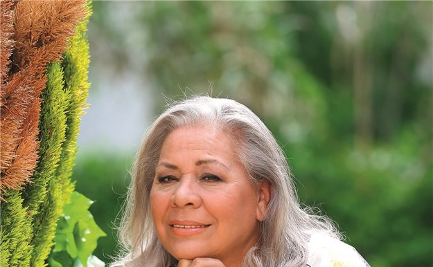 Carmen Gahona: "Me voy a casar de rojo y con 15 kilos menos"