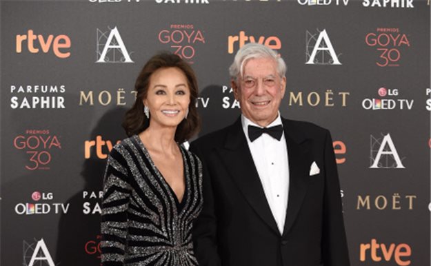 Mario Vargas Llosa ye habría pedido matrimonio a Isabel Preysler