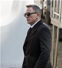 ‘James Bond’ consigue enfadar a todos sus vecinos 