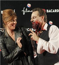 Manuela Velasco vuelve a plantarle cara a los zombies