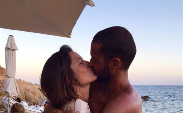 Malena Costa y Mario Suárez, vacaciones entre besos y deporte