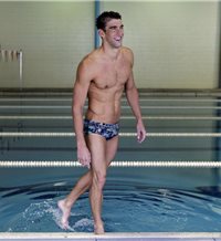 Michael Phelps, detenido por conducir borracho