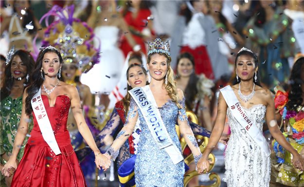¿Quién es la española Mireia Lalaguna, la nueva Miss Mundo?