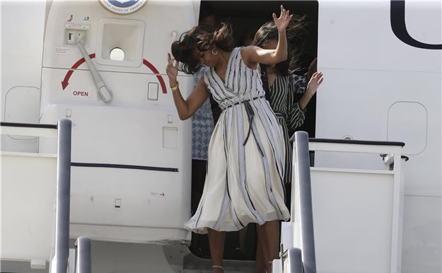 La aparatosa llegada de Michelle Obama a España