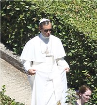 Primeras imágenes de Jude Law como 'The Young Pope'