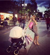 Tamara Gorro: su primera tarde de compras con su hija