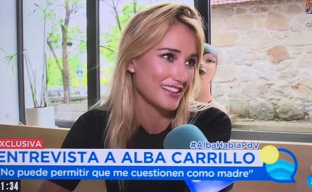 Alba Carrillo: "Fonsi y Feliciano son prehistóricos"