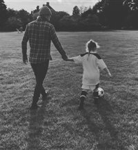 David Beckham juega su mejor partido con su hija Harper