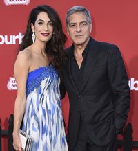 George Clooney y Amal Alamuddin amplían la familia