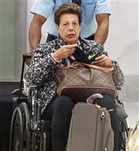 Marisa, la madre de Arantxa Sánchez Vicario, vuela a Miami para estar con ella