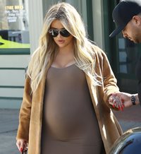 Unas complicaciones en su embarazo llevan a Khloé Kardashian al hospital