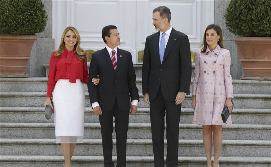 Letizia vuelve a lucir su misteriosa sortija verde para ver a los presidentes mexicanos