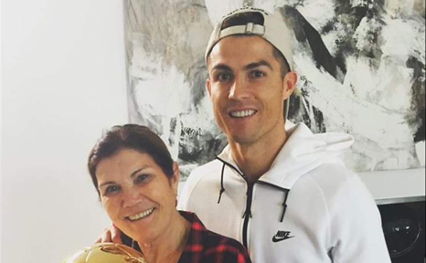 Cristiano Ronaldo le abre un restaurante a su madre