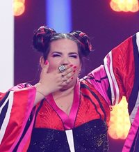Israel gana 'Eurovisión 2018' en una gala sin beso español y con espontáneo incluido