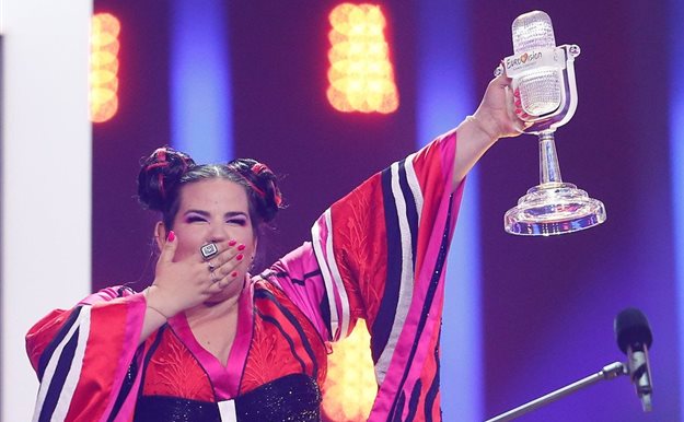 Israel gana 'Eurovisión 2018' en una gala sin beso español y con espontáneo incluido