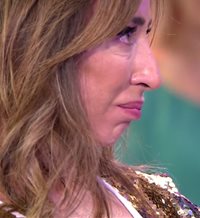 María Patiño se derrumba y rompe a llorar en el plató