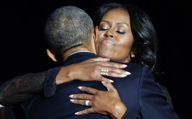 Michelle Obama se pone romántica en Instagram y comparte una foto muy especial