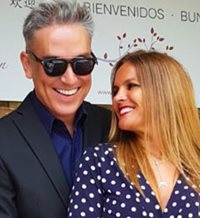 Kiko Hernández, invitado estrella en la comunión del hijo de Marta López
