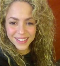 Shakira zanja los rumores de crisis con Piqué con un simpático vídeo familiar