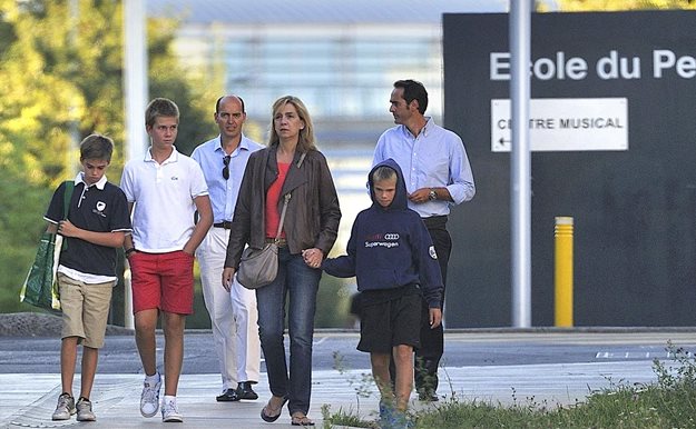 El caro colegio de los hijos de la infanta Cristina, su excusa para no volver a España