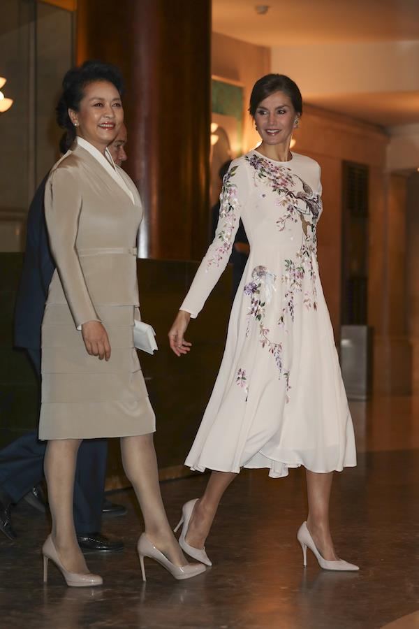 La reina Letizia y su vestido de china ASOS