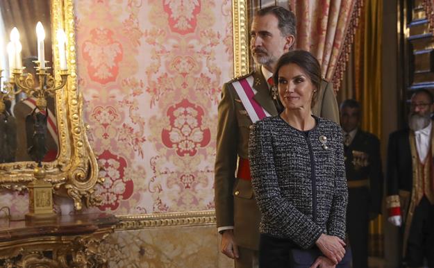 La reina Letizia estrena 2019 en la Pascua Militar con un look de Felipe Varela