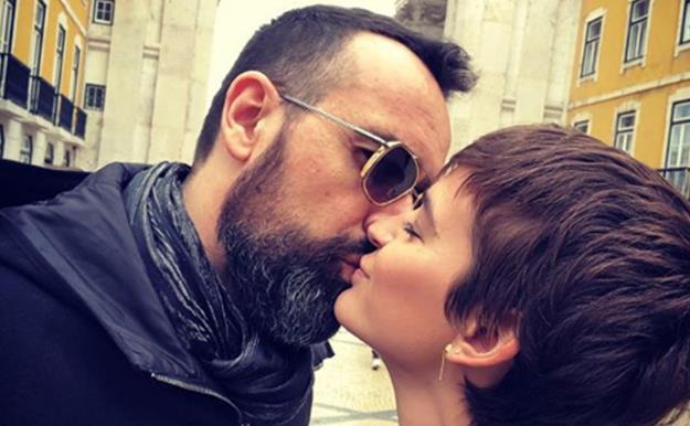 Laura Escanes y Risto Mejide se comen a besos en Lisboa