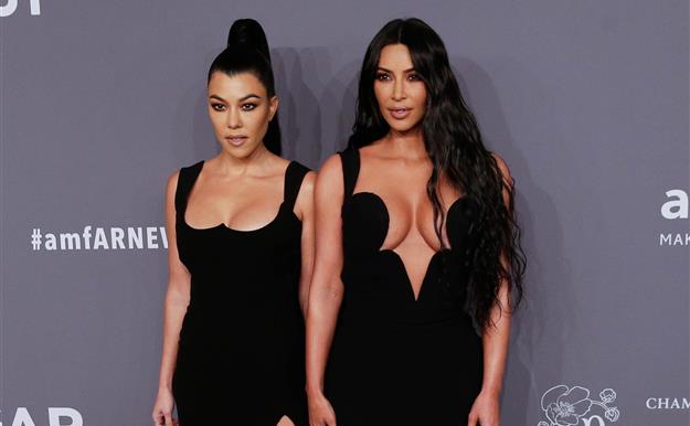Kim Kardashian, su escote revoluciona la alfombra roja de la Gala amfAR 2019