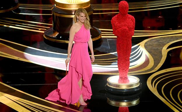 Julia Roberts también lució uno de los mejores looks de los Oscars 2019