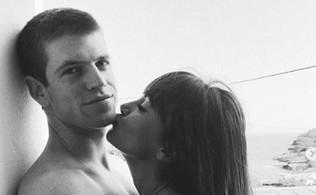 Aitana Ocaña publica las imágenes más sensuales con Miguel Bernardeau