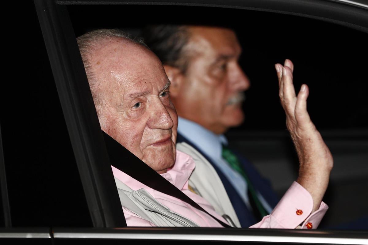 Juan Carlos ingresa en la clínica Quirón