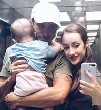 'GH VIP 7': Adara Molinero, a punto de entrar en la casa, recibe el amor y apoyo de Hugo y su bebé Martín