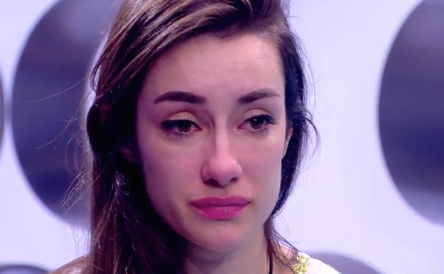 GH VIP 7: Adara Molinero, rota entre lágrimas, da la 'puñalada' final a su novio, Hugo Martín
