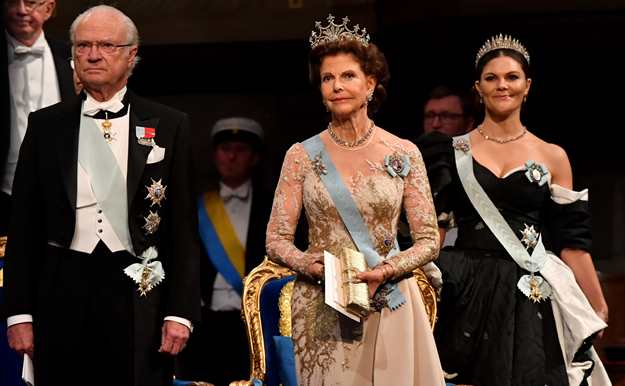 Gran duelo de estilo entre las princesas de Suecia en la gala de los Premios Nobel 2019