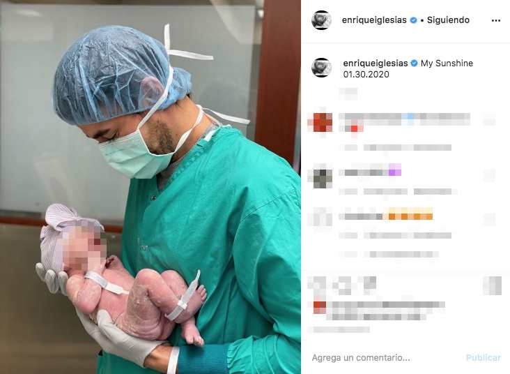 Enrique Iglesias presenta a su hija