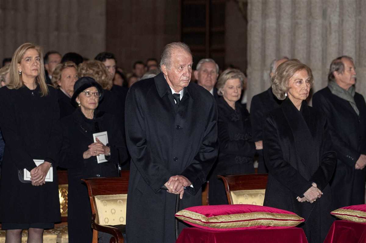Rey Juan Carlos funeral infanta Pilar