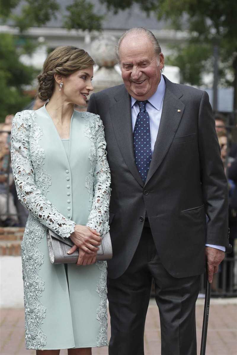 Reyes Juan Carlos de Borbón y Letizia