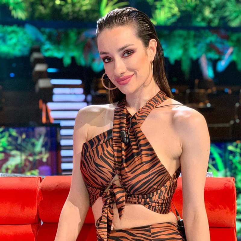 Adara Molinero revoluciona las redes sociales con un sensual posado en bikini