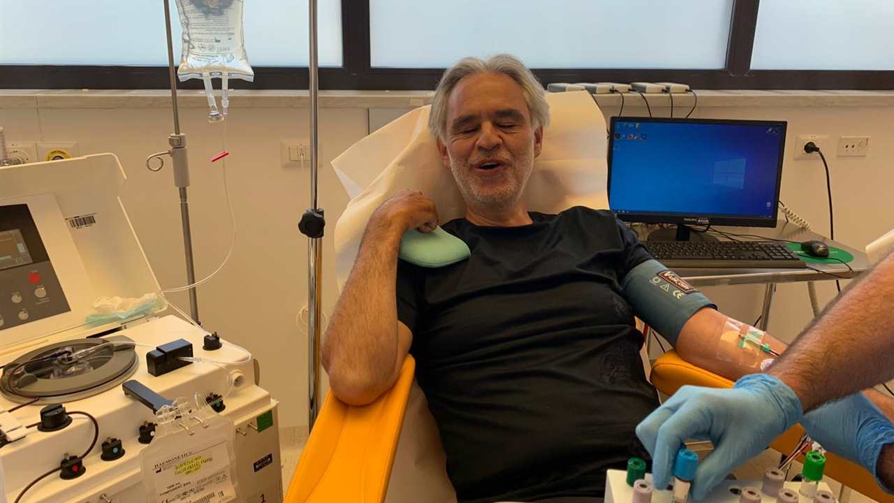 Andrea Bocelli confirma que ha pasado el coronaviris y dona su plasma para un estudio
