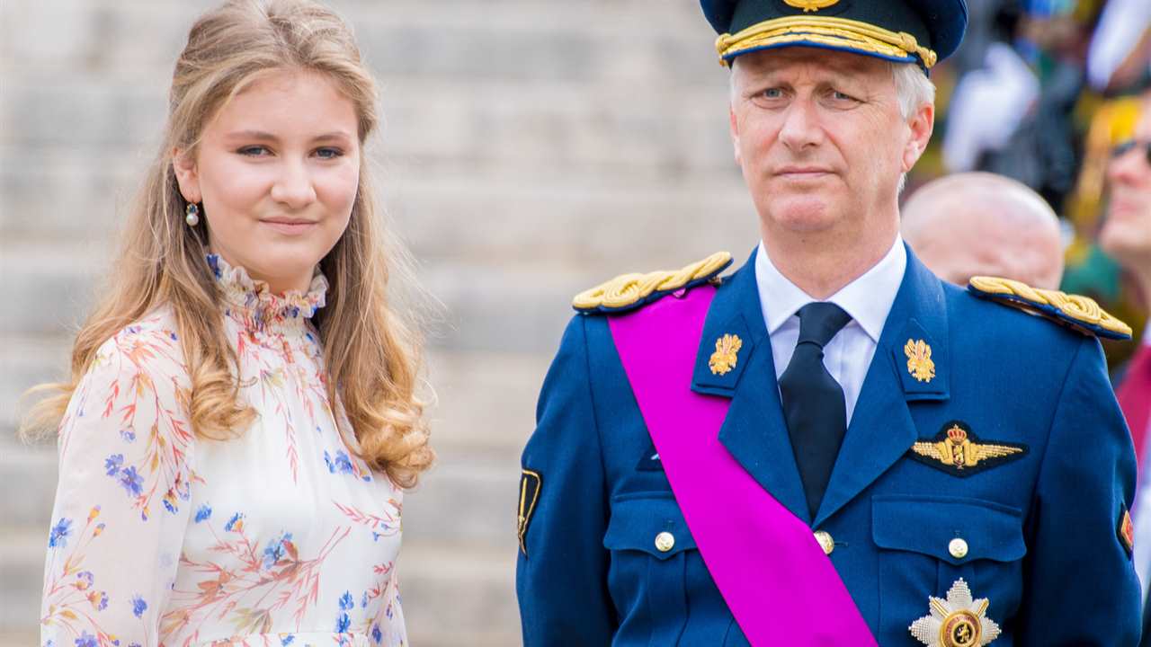 Elisabeth de Bélgica encabeza el "club" de las herederas de Europa ingresando en la Real Academia Militar
