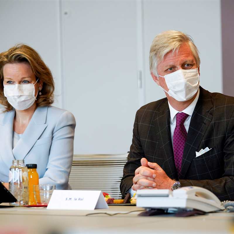 Coronavirus: Felipe y Matilde de Bélgica se unen al "equipo de las mascarillas"