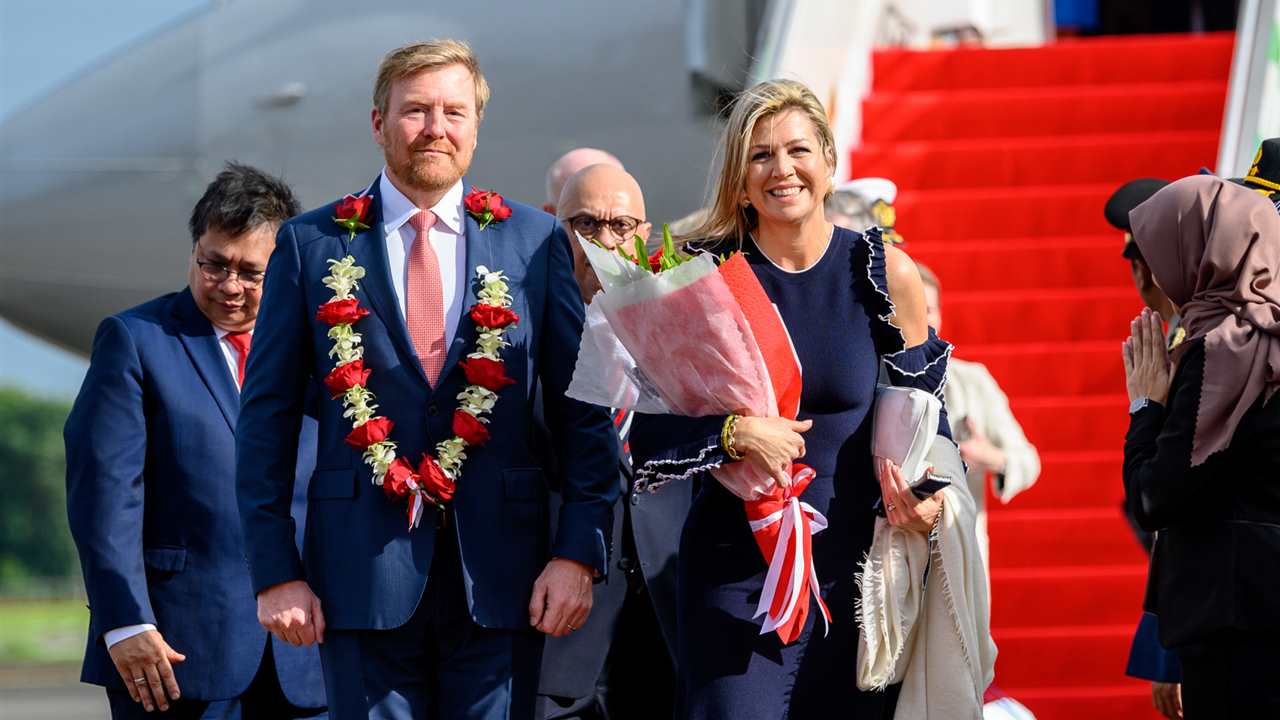 Guillermo y Máxima de Holanda arrancan su viaje oficial a Indonesia