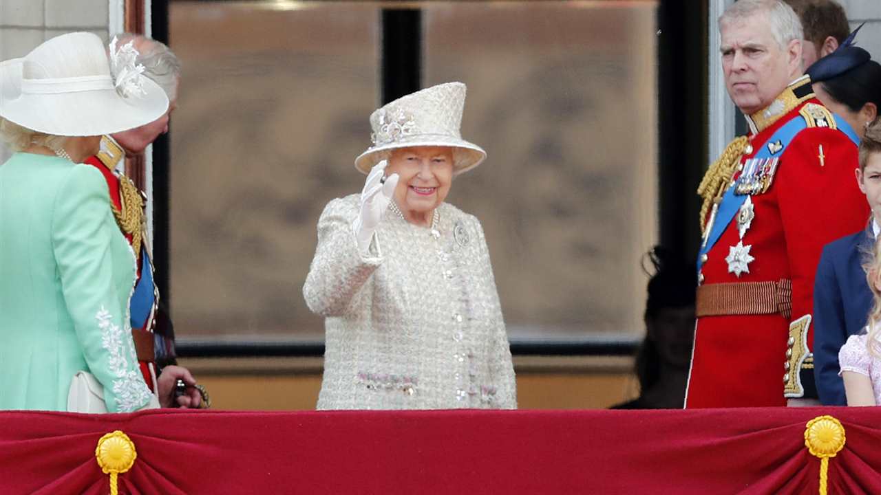 Isabel II: La desangelada celebración de cumpleaños marcada por las ausencias