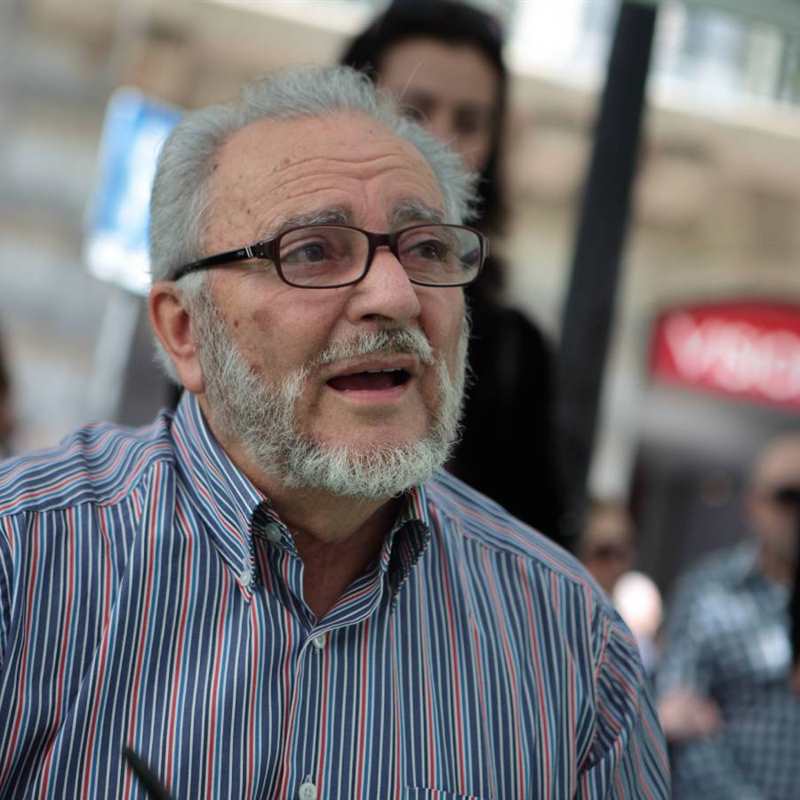 Muere Julio Anguita, a los 78 años, tras una semana en la UCI
