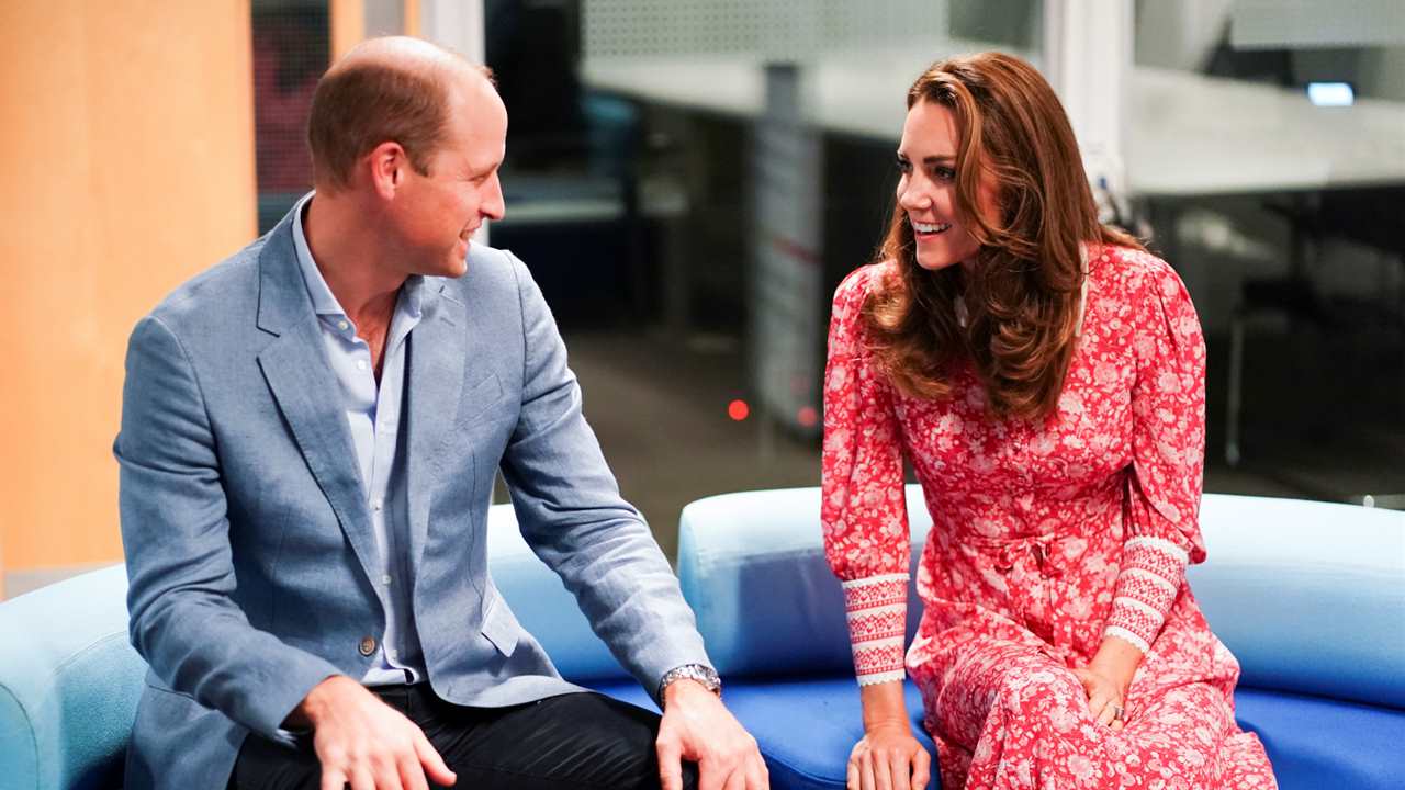 Kate Middleton da un toque de atención en público al príncipe Guillermo