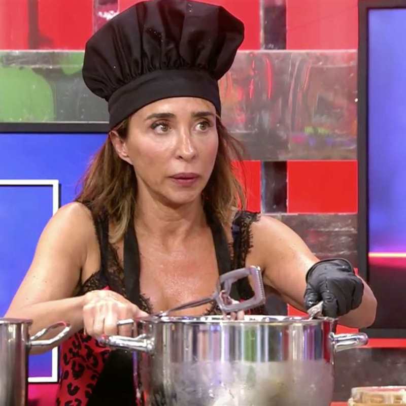 'La última cena': Jorge Javier Vázquez llama la atención a María Patiño por su extraña forma de cocinar