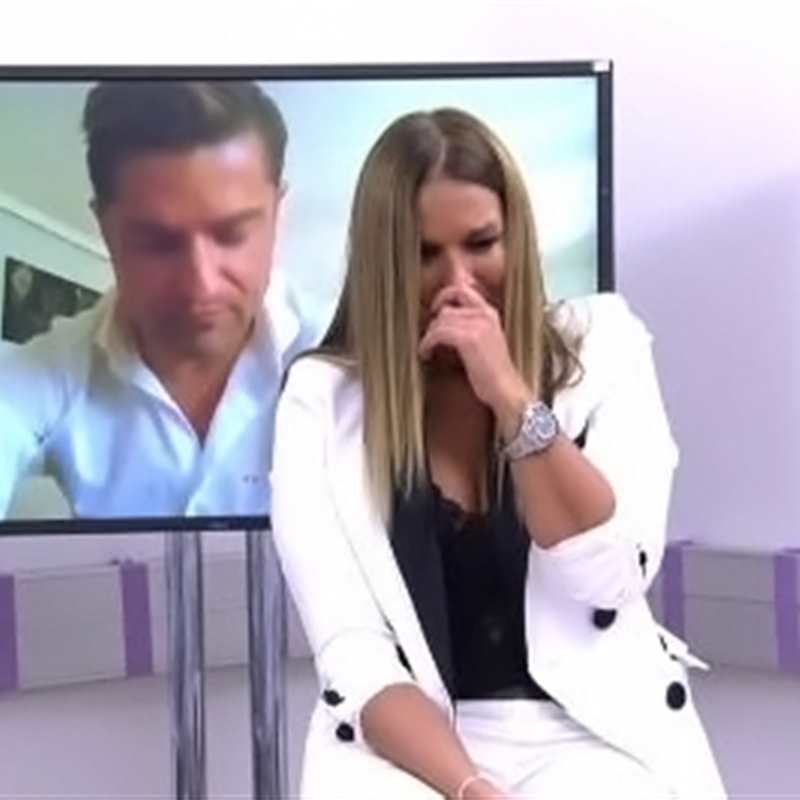 Marta López rompe a llorar en su reaparición en televisión tras el polémico vídeo de Alfonso Merlos