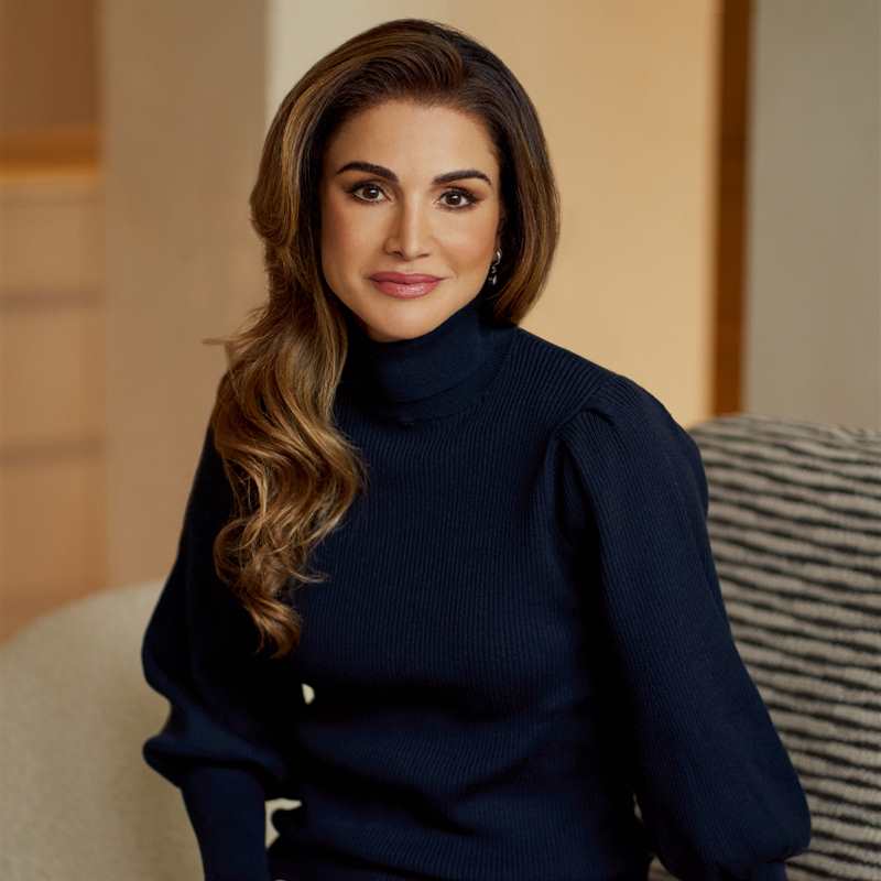 Rania de Jordania celebra su 50 cumpleaños como "una madre y esposa con un trabajo realmente genial"